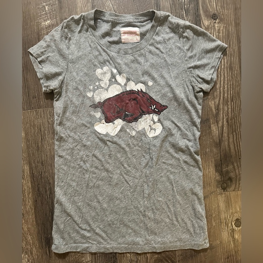 Razorback t-shirt size large